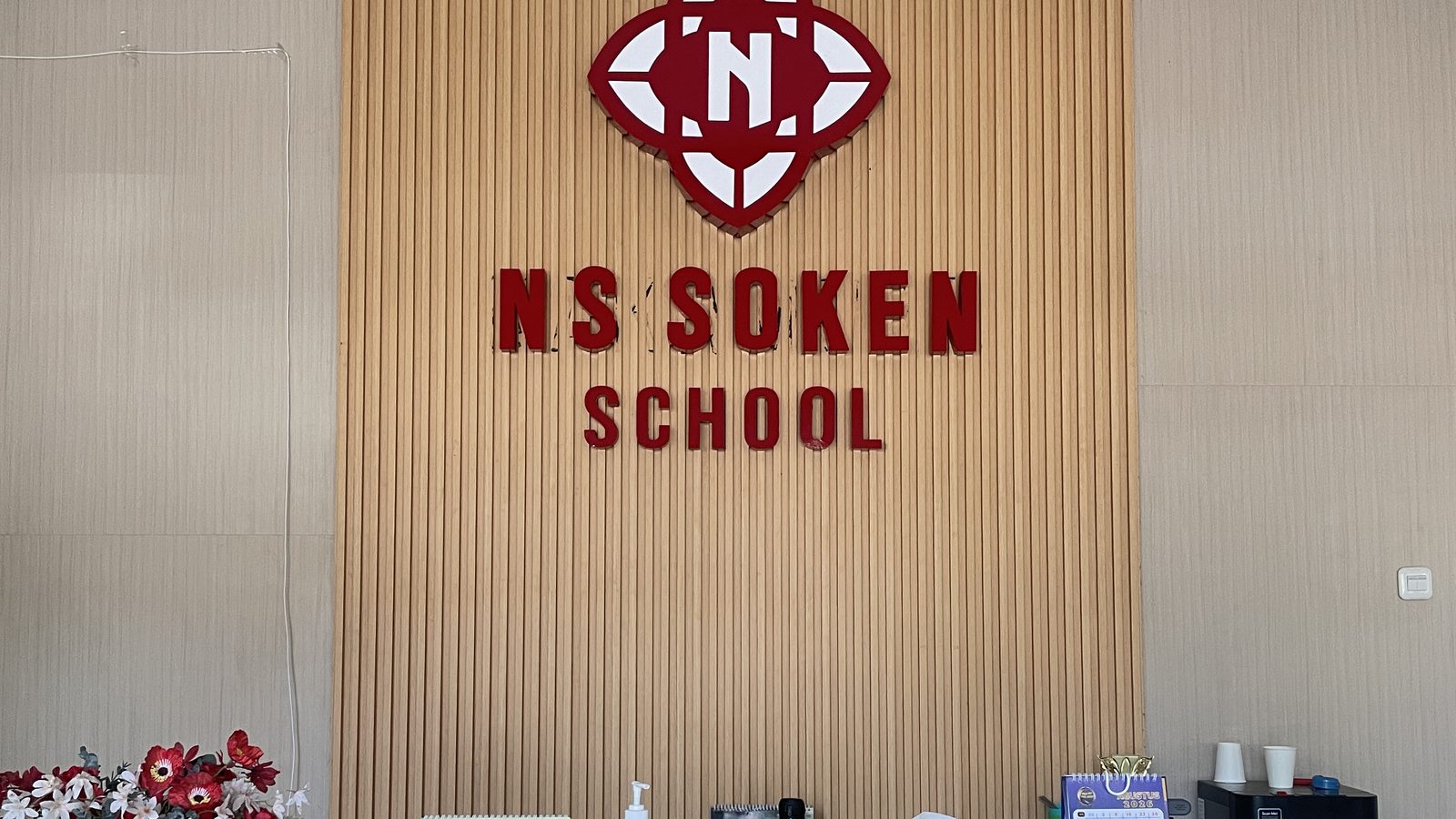 LPK Nakamura Soken School の受付